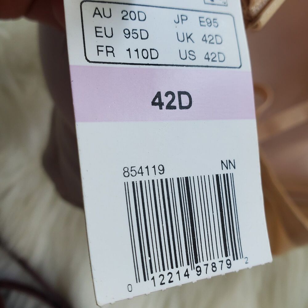 Wacoal Beige Bra Size 42D - Picture 6 of 7